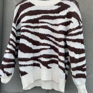 White and brown stripped sweater